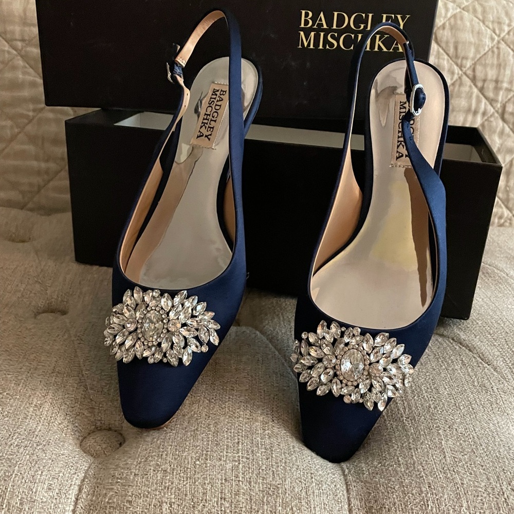 Badgley Mischka Women's Navy Slingback Heels